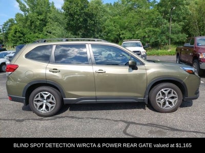 2024 Subaru Forester Premium