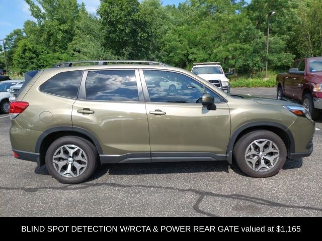 2024 Subaru Forester Premium