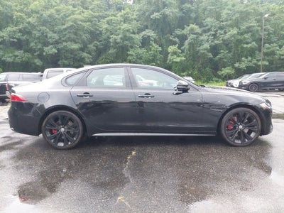 2024 Jaguar XF R-Dynamic SE