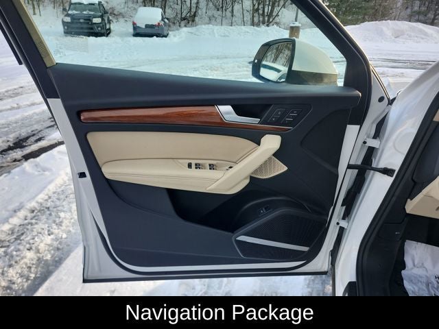 2022 Audi Q5 45 S line Premium quattro