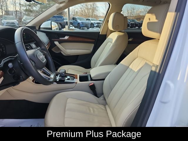 2022 Audi Q5 45 S line Premium quattro