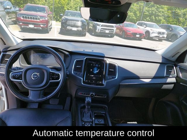 2020 Volvo XC90 T5 Momentum