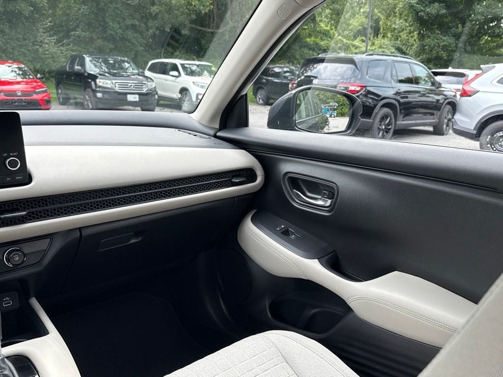 2024 Honda HR-V LX