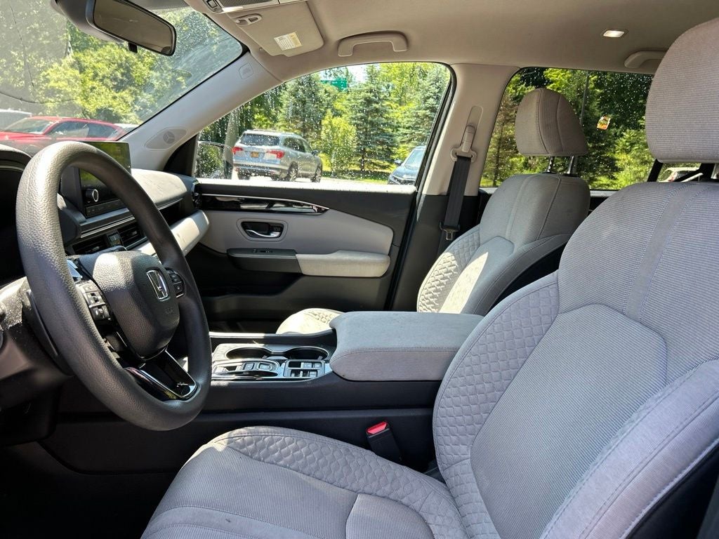 2023 Honda Pilot LX