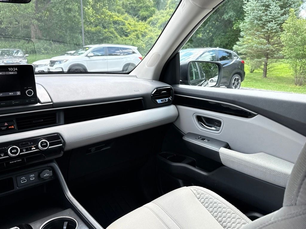 2023 Honda Pilot LX