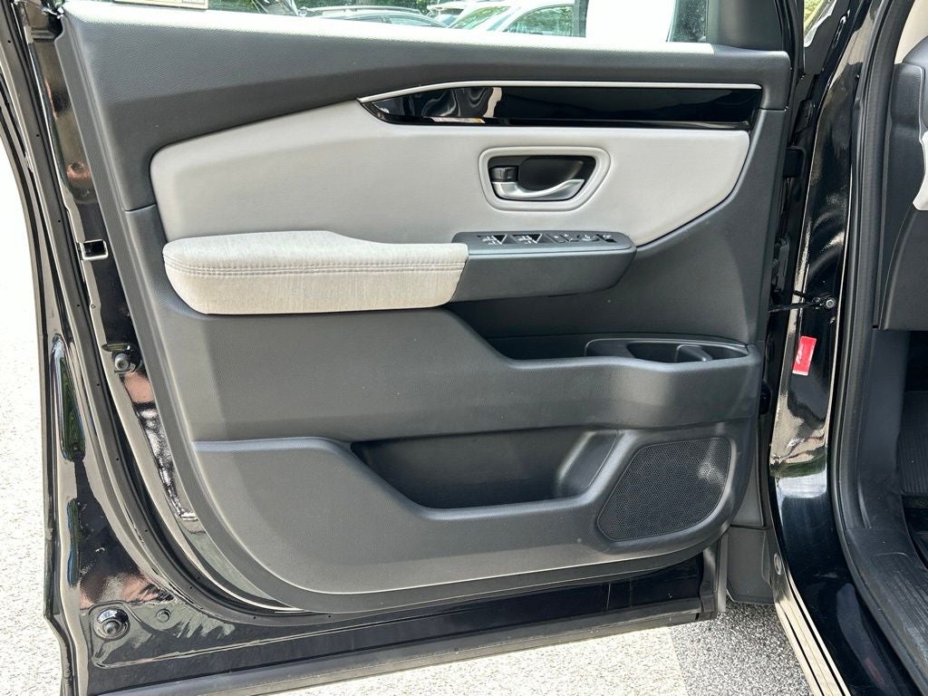 2023 Honda Pilot LX