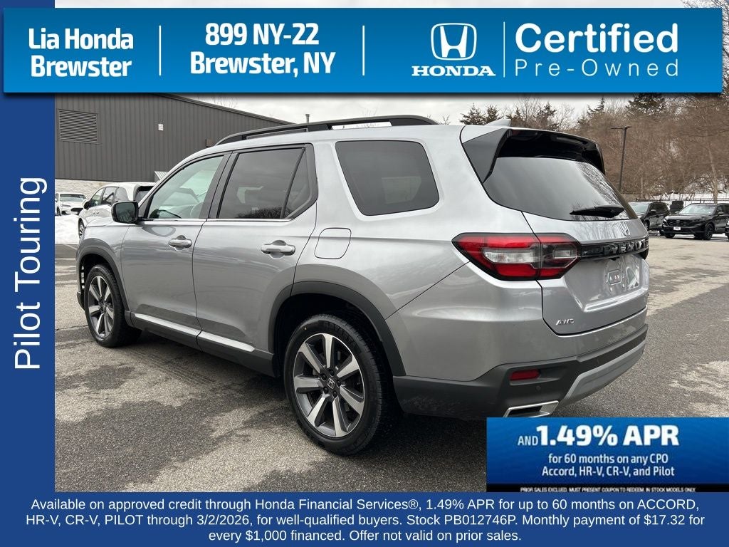 2023 Honda Pilot Touring 8 Passenger