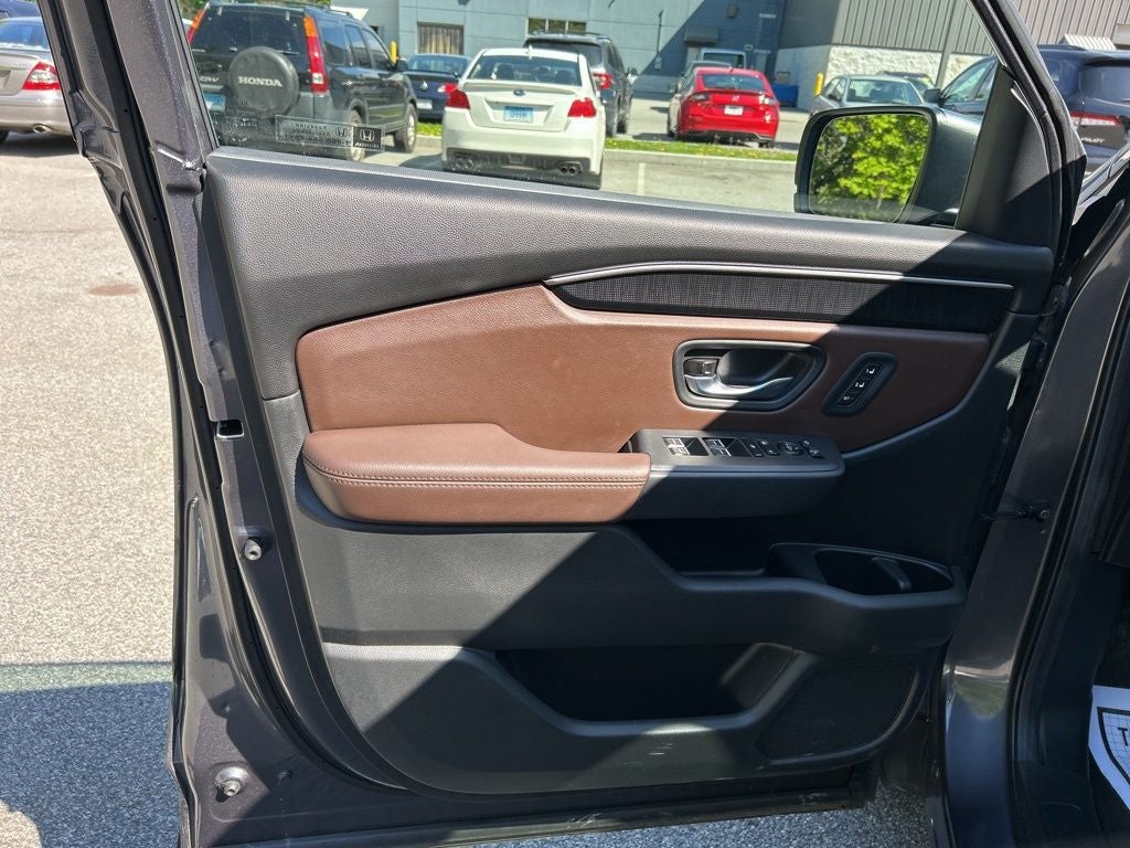 2025 Honda Pilot Elite