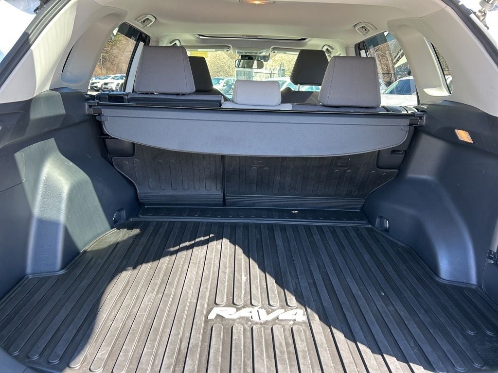 2019 Toyota RAV4 XLE