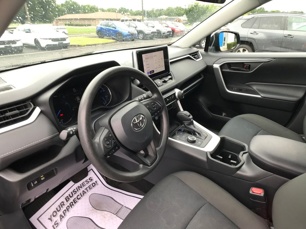 2023 Toyota RAV4 Hybrid LE