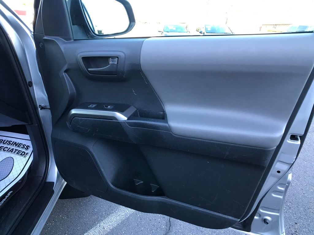 2020 Toyota Tacoma SR5 V6