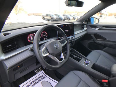 2025 Volkswagen Tiguan 2.0T SE R-Line Black