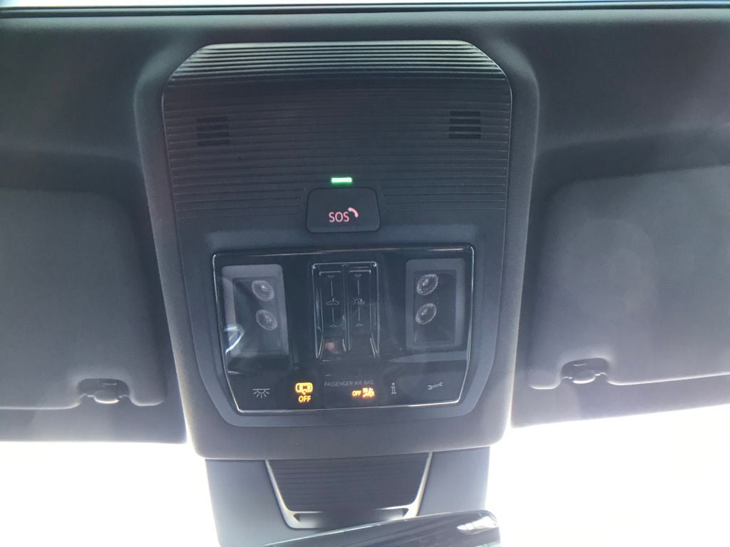 2025 Volkswagen Tiguan 2.0T SE R-Line Black