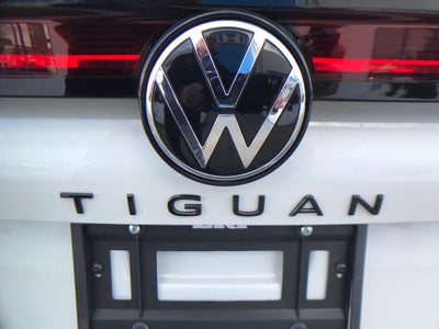 2025 Volkswagen Tiguan 2.0T SE R-Line Black