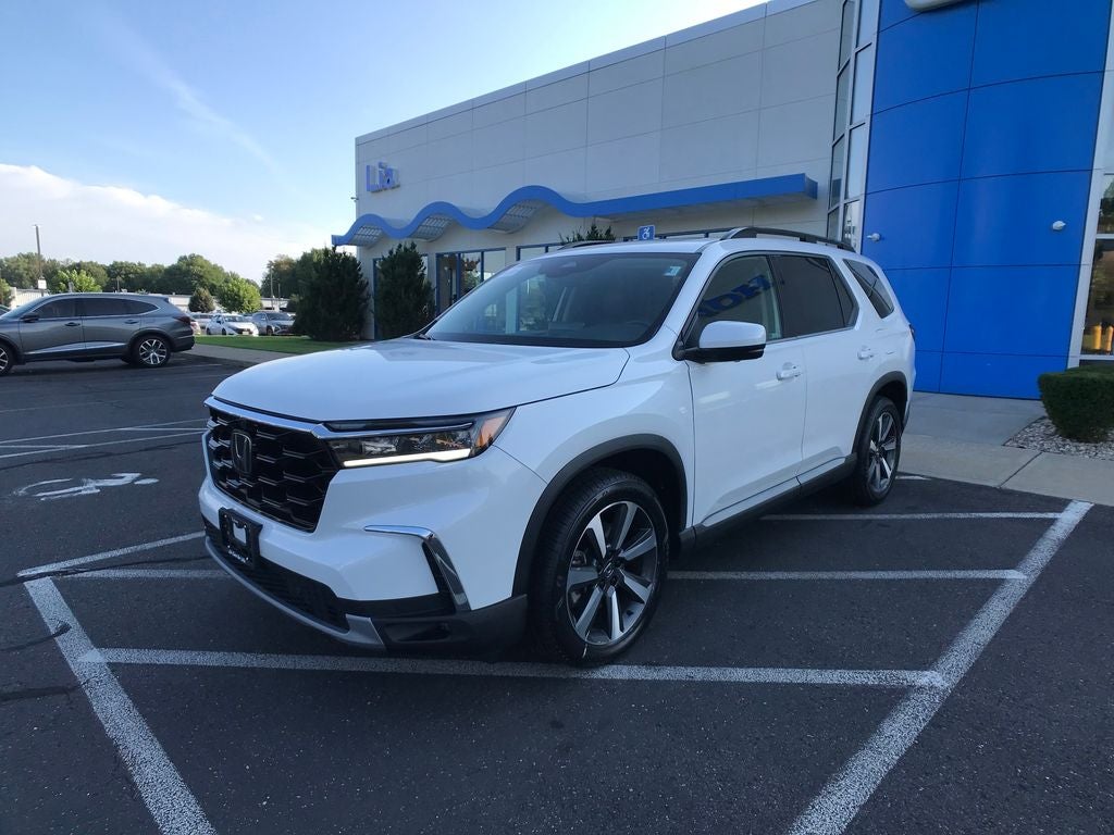 2023 Honda Pilot Elite