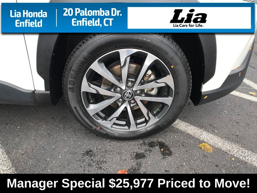 2022 Toyota Corolla Cross XLE