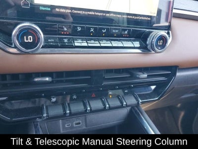 2024 GMC Canyon 4WD AT4