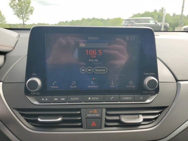 2025 Nissan Altima SR