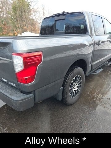 2023 Nissan Titan SV