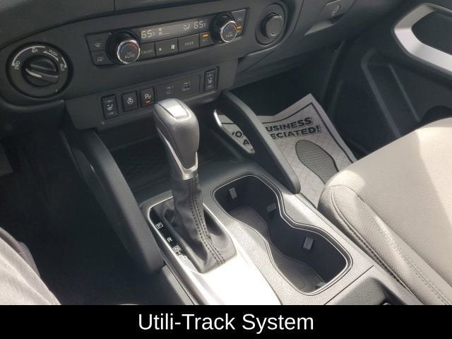 2022 Nissan Frontier SV