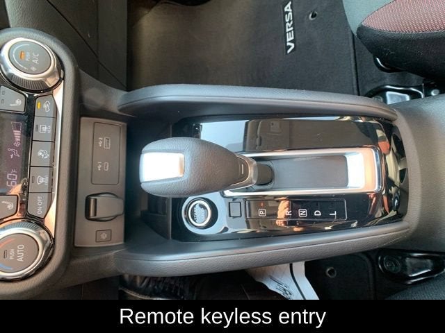 2025 Nissan Versa SR