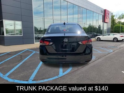 2025 Nissan Versa SR
