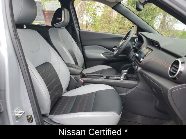 2022 Nissan Kicks SR