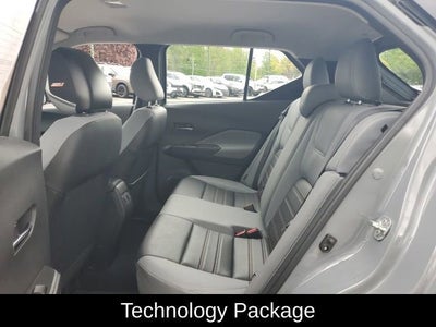 2022 Nissan Kicks SR