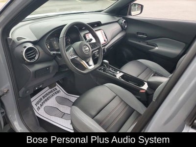 2022 Nissan Kicks SR