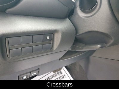 2022 Nissan Kicks SR