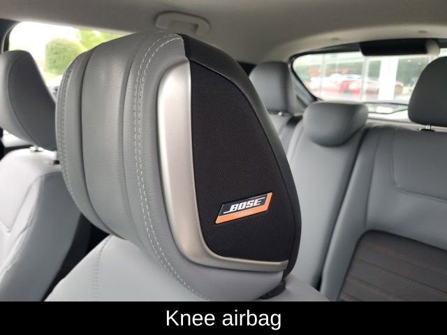 2022 Nissan Kicks SR