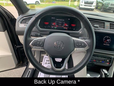 2023 Volkswagen Tiguan SE R-Line Black