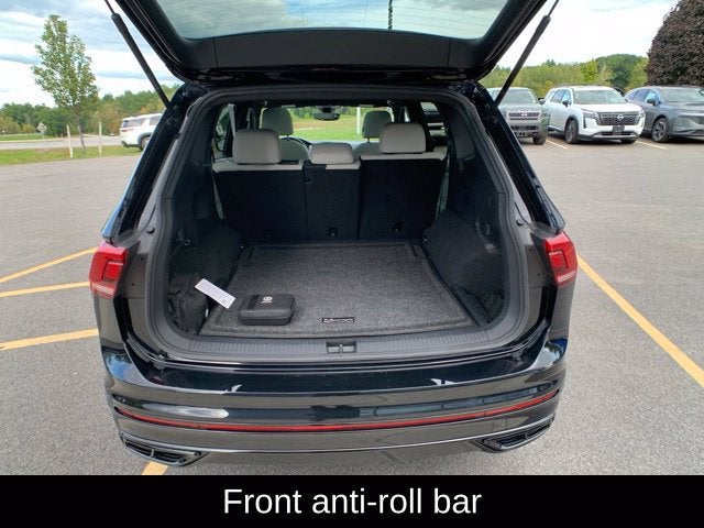 2023 Volkswagen Tiguan SE R-Line Black