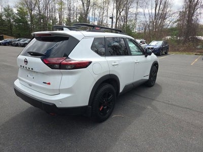 2025 Nissan Rogue Rock Creek