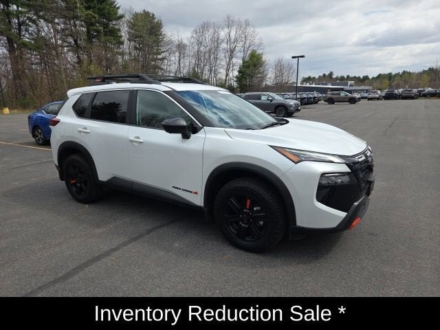 2025 Nissan Rogue Rock Creek