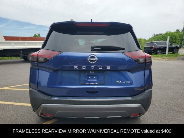 2022 Nissan Rogue SL