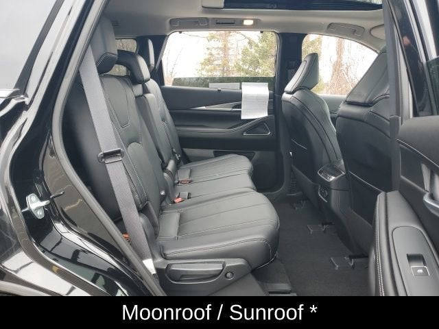 2023 INFINITI QX60 LUXE