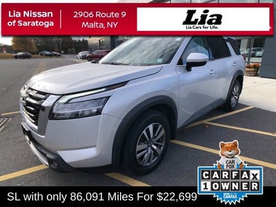2022 Nissan Pathfinder SL