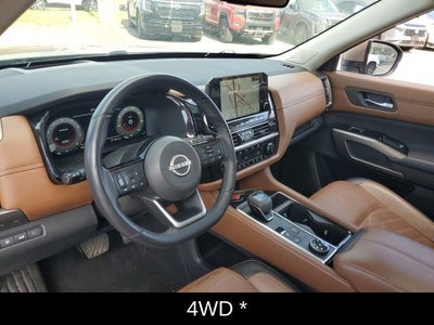 2024 Nissan Pathfinder Platinum
