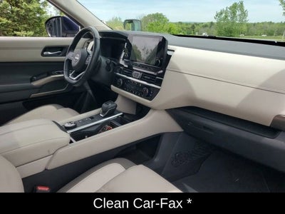 2022 Nissan Pathfinder Platinum