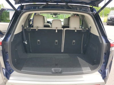 2022 Nissan Pathfinder Platinum