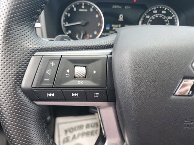2022 Mitsubishi Outlander SE