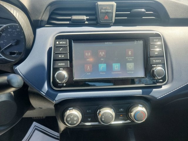 2023 Nissan Versa SV