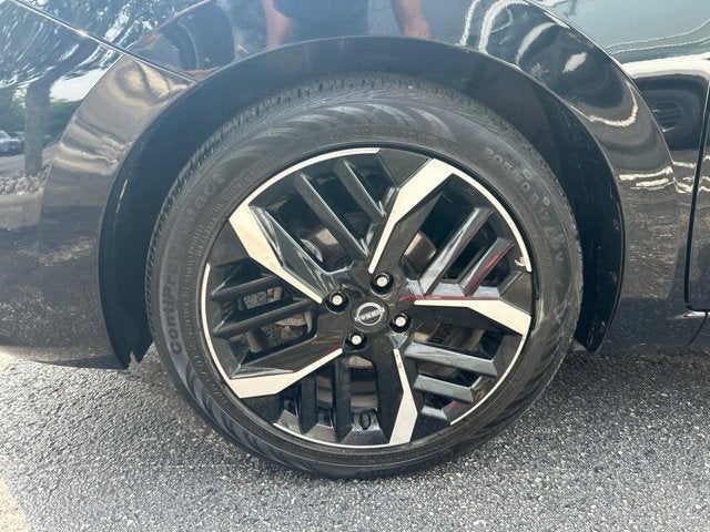 2024 Nissan Versa SR