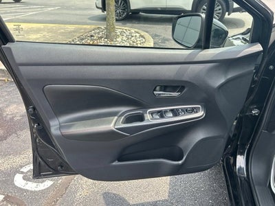 2024 Nissan Versa SR