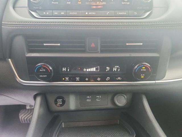 2025 Nissan Rogue SV