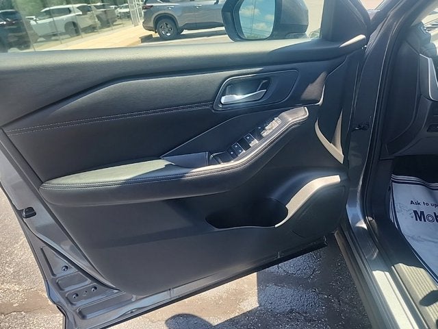 2026 Nissan Rogue SL
