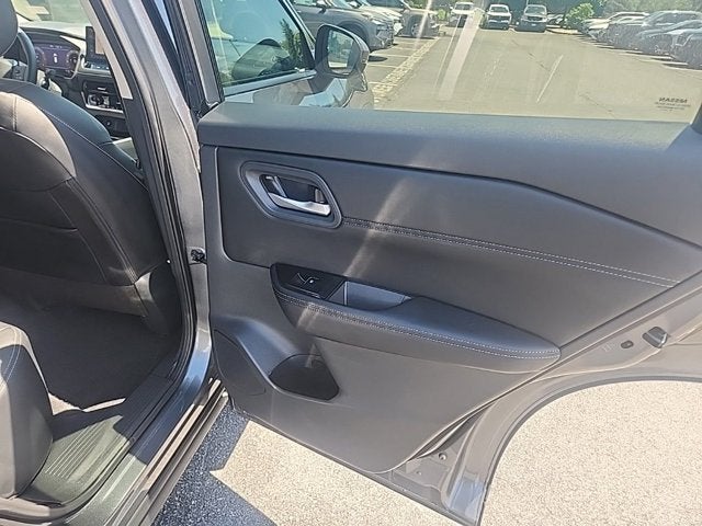 2026 Nissan Rogue SL