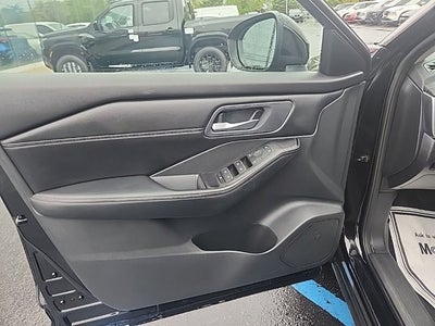 2026 Nissan Rogue SL