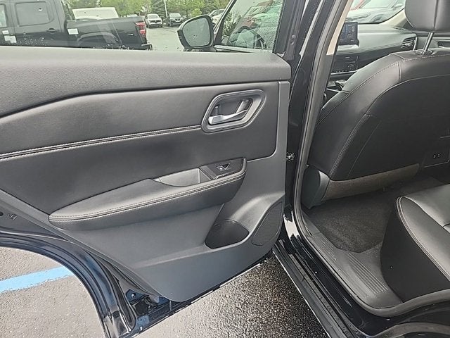 2026 Nissan Rogue SL